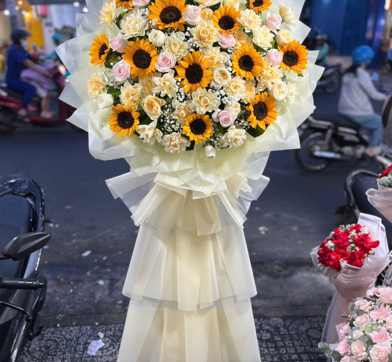 Hoa Kệ 10