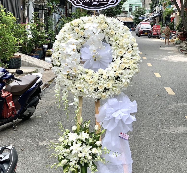 Kệ hoa viếng tang 01