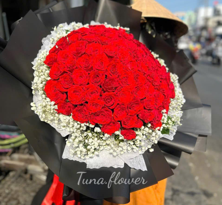 100 Hoa hồng - Forever in Bloom