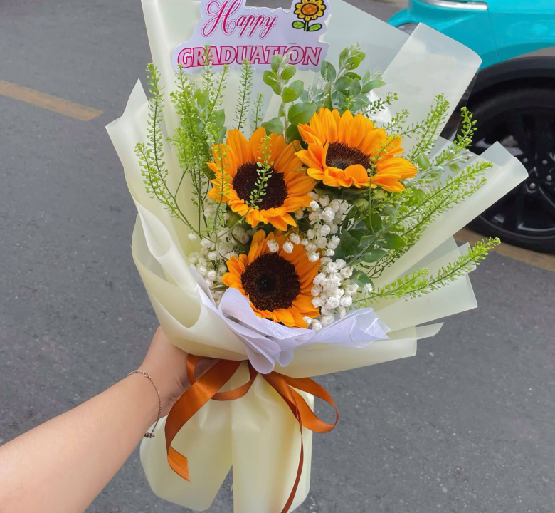 Hoa hướng dương tốt nghiệp 32
