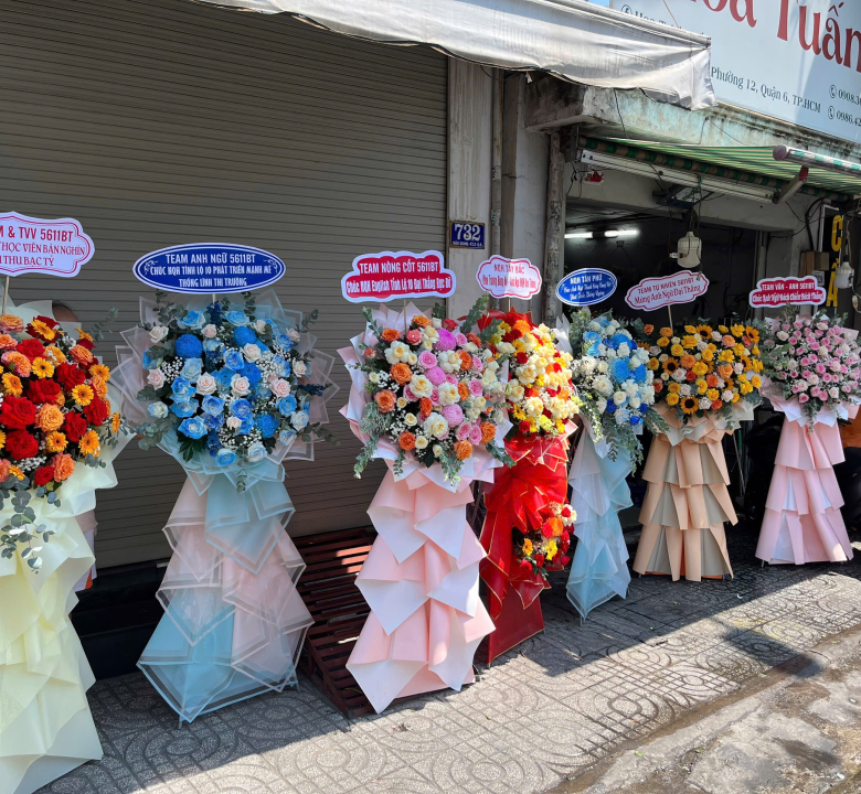 Hoa khai trương 09-81