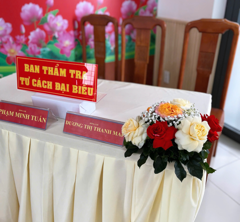Hoa để bàn 01-09