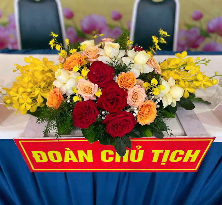 Hoa để bàn 01-16