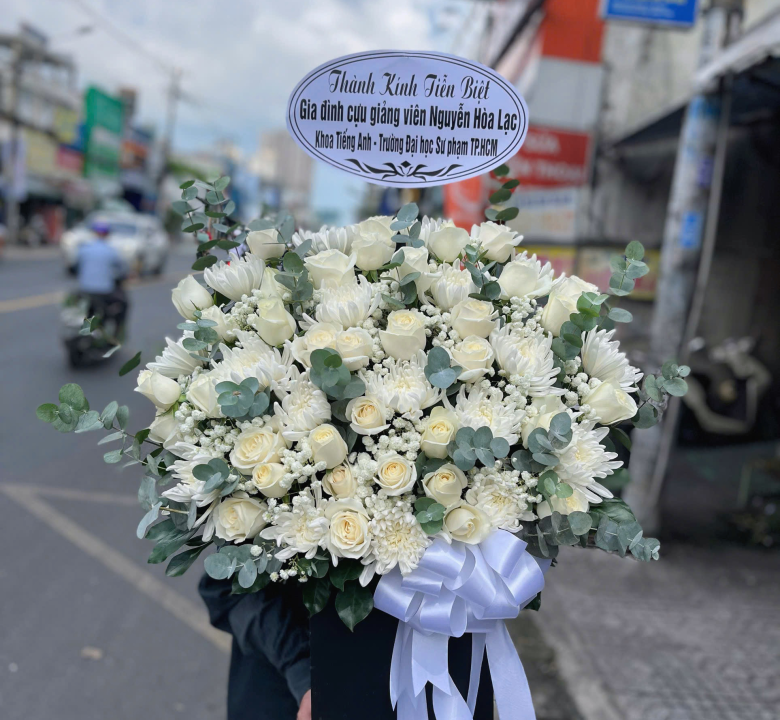 Giỏ hoa viếng 07-71