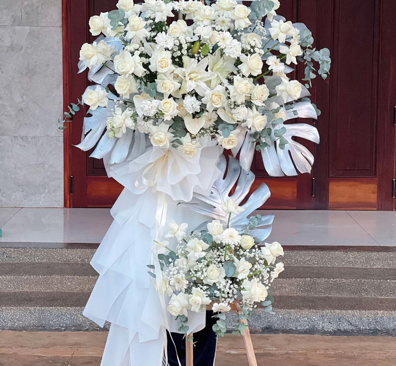 Kệ viếng 41