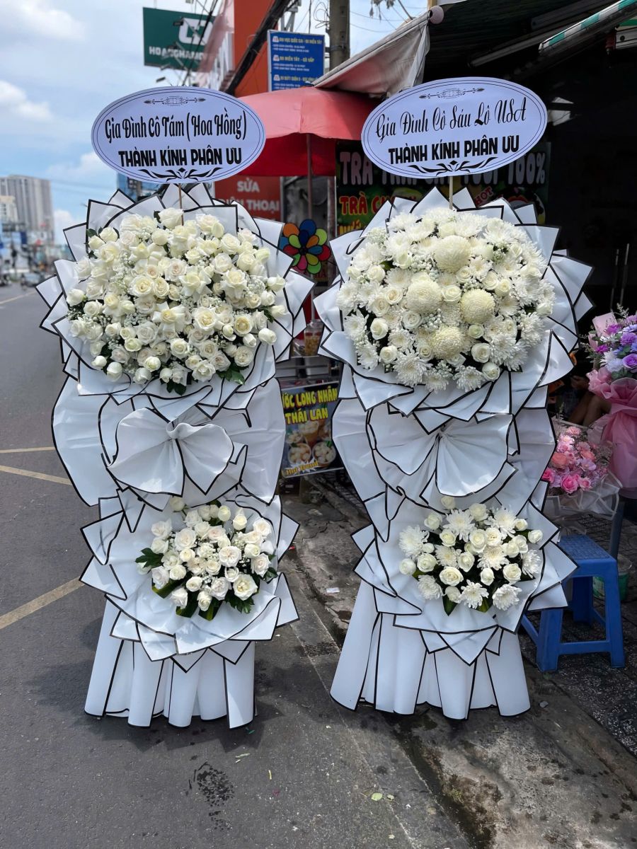 Kệ hoa đám tang 2 tầng