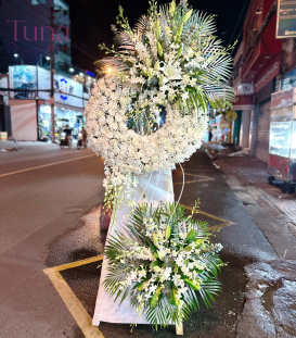 Kệ Hoa viếng tang 02