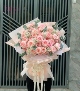 Bó hoa 75 bông hồng - The 75 Rose Bouquet