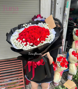 Bó hoa 50 bông hồng - Opulent Bloom