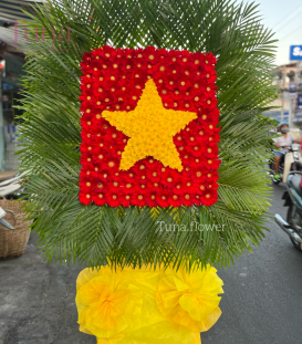 Vòng hoa Lá cờ Việt Nam - 01
