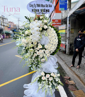Kệ hoa viếng tang 09