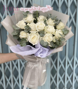 Bó hoa hồng trắng 01-85