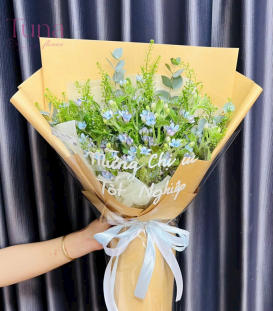 Bó hoa Lam Tinh