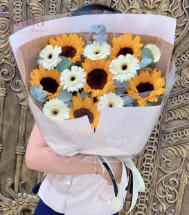 Hoa hướng dương tốt nghiệp 34