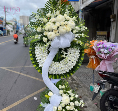Kệ viếng 51