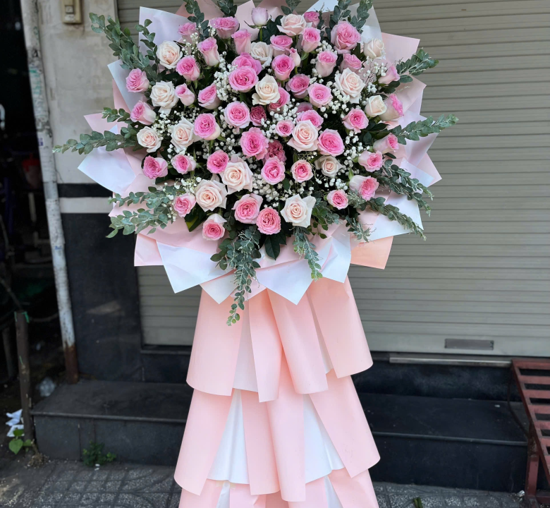 Kệ hoa chúc mừng 10-19