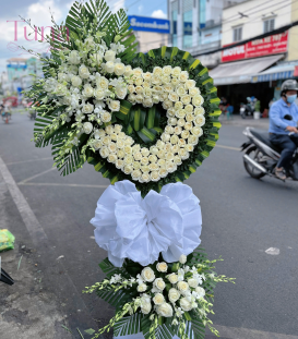 Kệ viếng trái tim 77